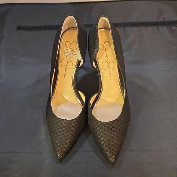 JESSICA SIMPSON WOMEN'S POINTED-TOES  SIDE CUT OUT DRESS HEEL PUMPS - Picture 3 of 14